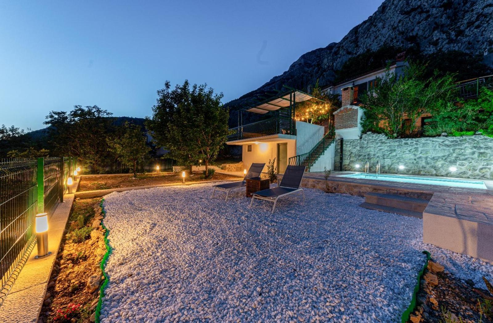 House Dida Mate - Cozy House In Nature With Heated Pool Tučepi Exteriér fotografie
